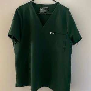 women's British Racing Green Catarina™ - One-Pocket Racing Scrub Top -